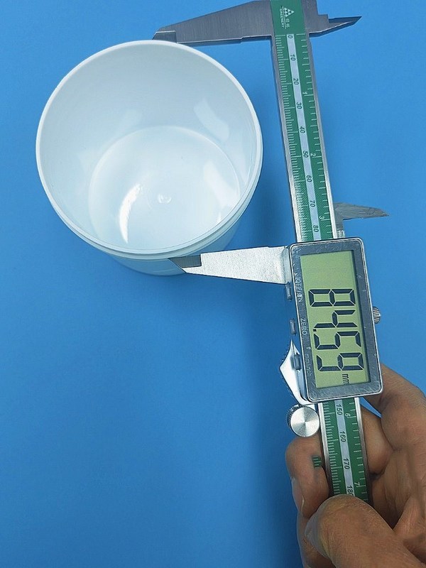 250 ml 500 ml 1000 ml Boccone per la cura della pelle Bianco Blu Nero Rosso PP Materiale alimenti cosmetici per la pelle Crema Bocconi di plastica vuoti