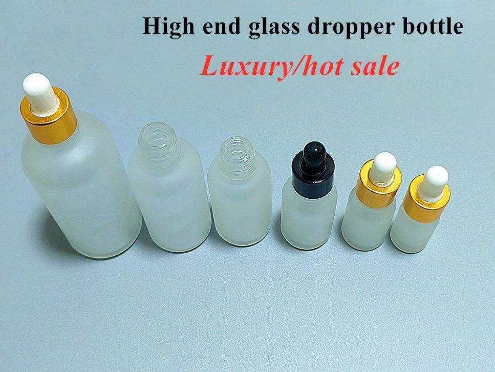 10 ml 20 ml 30 ml 50 ml 100 ml Scaletta di vetro obliqua Bottiglia di olio essenziale Bianco ghiacciato Bottolina per goccioline per la cura della pelle con siero