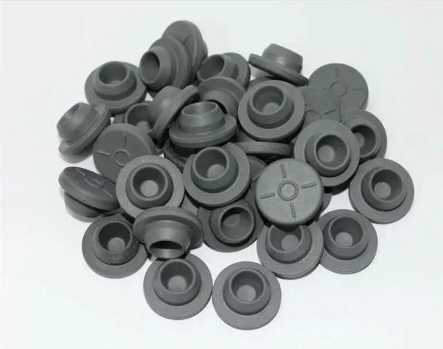 13mm 20m 28mm 32mm Vetro di liofilizzazione Vial Grigio medico Tappo di gomma di butile per flacone di vetro Bottiglia per infusione di vetro