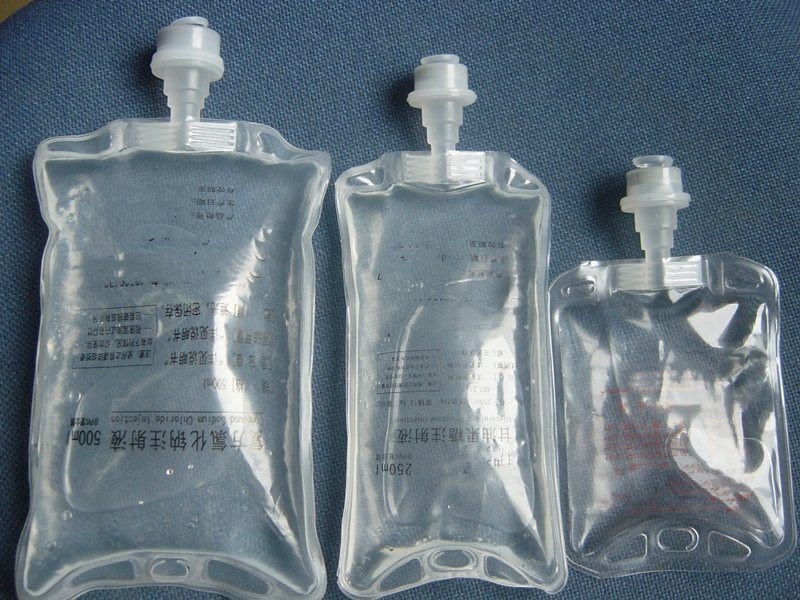 500 ml di 1000 ml di sacchetto per infusione di soluzione salina normale di cloruro di sodio, portamento singolo per via endovenosa, sacchetto per fluidi IV non in PVC con Euro Cap