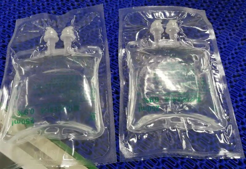 100 ml 250 ml 500 ml sacchetto per infusione di soluzione salina PVC sacchetto per infusione medico a pressione unica IV sacchetto per infusione non in PVC