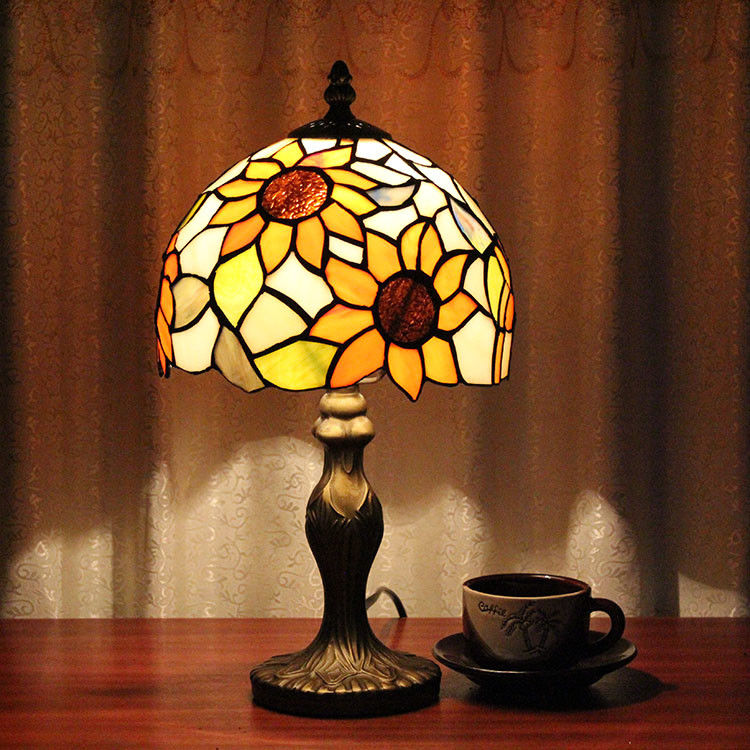 Nuovo design Marrakech girasole a mano forma di luna turish mosaico marocchino tavolo da scrivania accanto alla lampada da tavolo lampada da tavolo in vetro