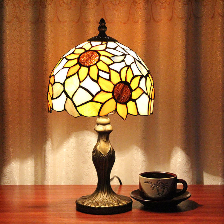 Nuovo design Marrakech girasole a mano forma di luna turish mosaico marocchino tavolo da scrivania accanto alla lampada da tavolo lampada da tavolo in vetro